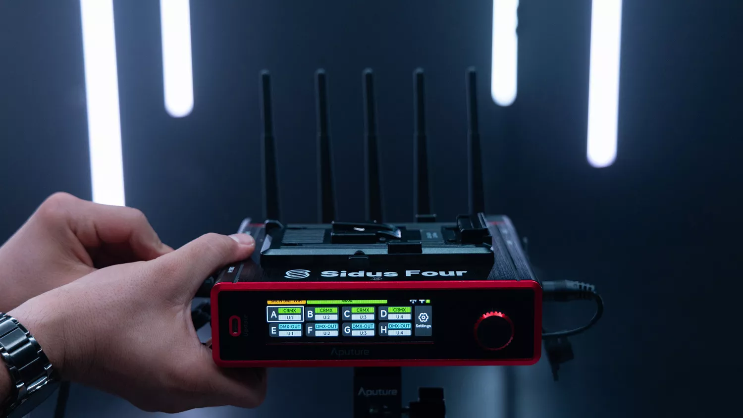 【美品】Aputure Sidus Four ワイヤレスDMXセット ケース付 ABUIABACGAAgi43ctQYo0orDsQIw0A
